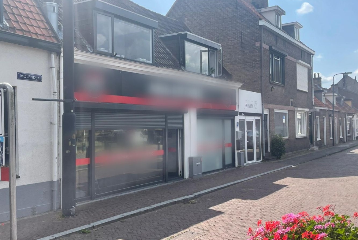 “Beleggingsobject te Oud-Beijerland” Molendijk 61- 61a / Beneden Molendijk 36 in Oud-Beijerland