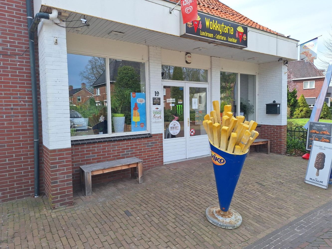 Lunchroom-cafetaria - Schoolstraat 19 - Vlagtwedde - Horecamakelaardij Knook & Verbaas