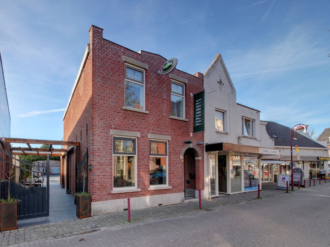 Boutique Hotel met woning - Peperstraat 8 - Kaatsheuvel - Horecamakelaardij Knook & Verbaas