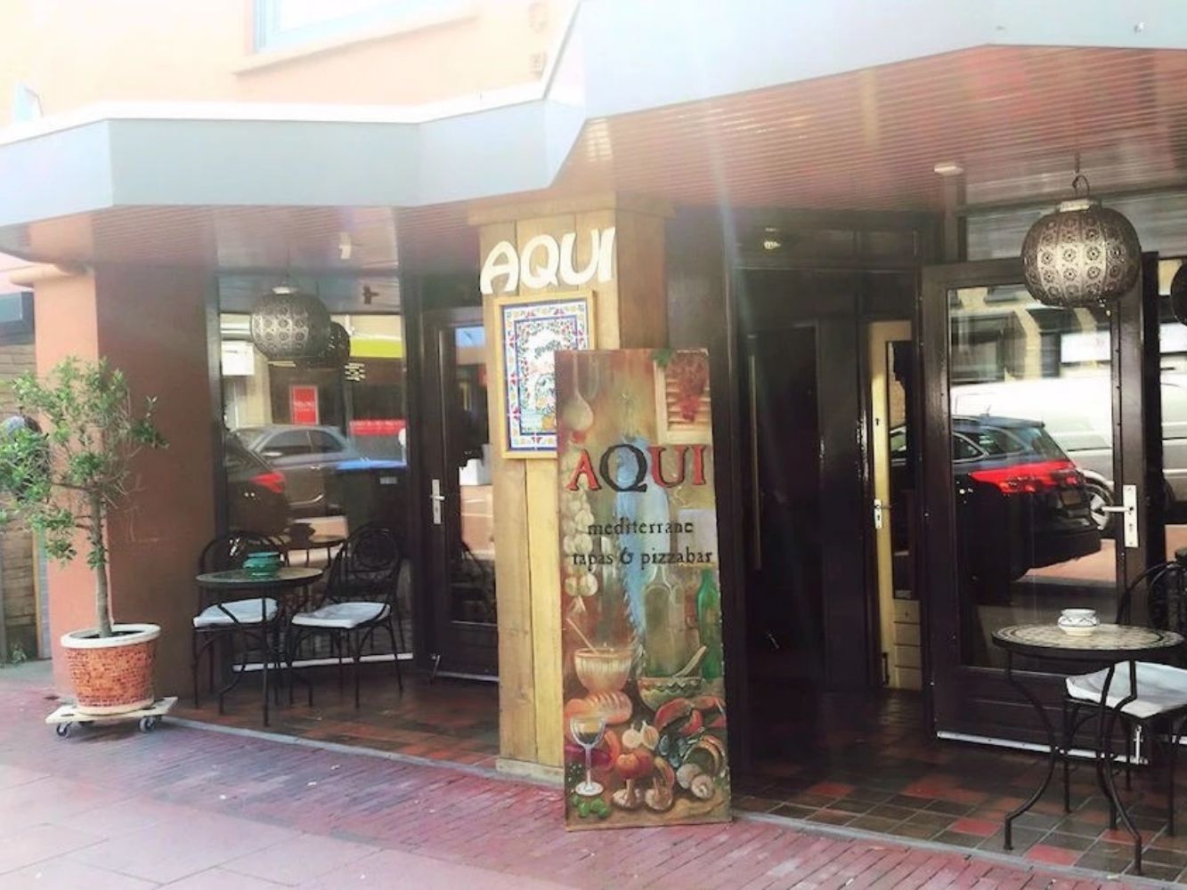 Tapas Restaurant - Aqui - Voorstraat 47 - Numansdorp - Horecamakelaardij Knook & Verbaas