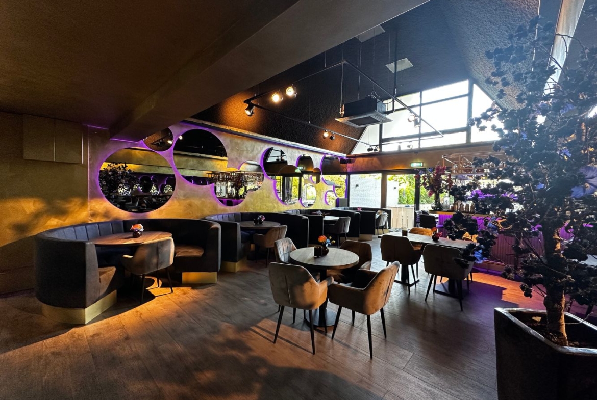 Sfeervol en modern restaurant in Zoetermeer genaamd “Sfera” ter overname