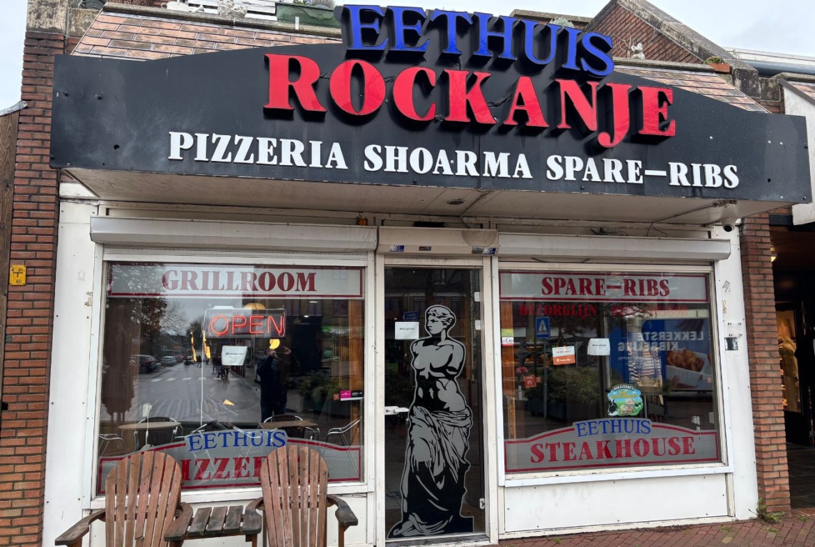 Ter overname aangeboden: Eethuis Rockanje met heerlijk ruim terras – Dorpsweg 14a te Rockanje
