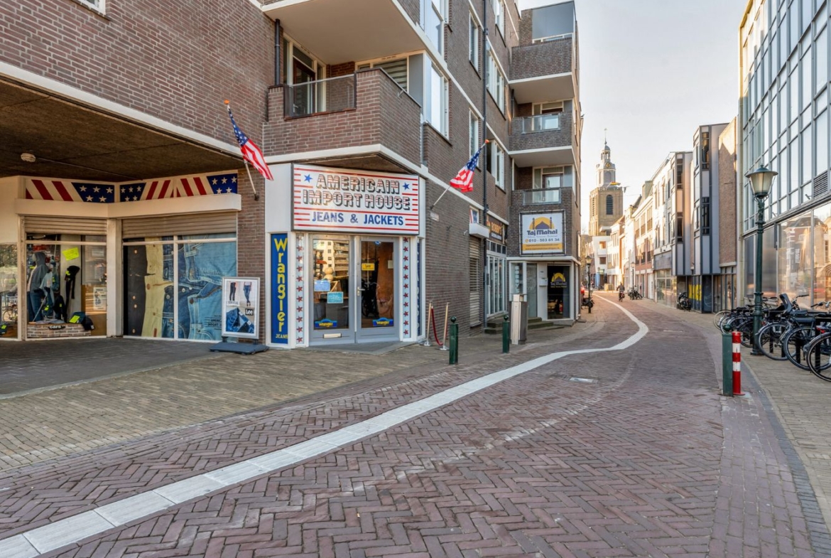 Te Koop: Casco Horeca/Detailhandel winkel in het centrum van Vlaardingen