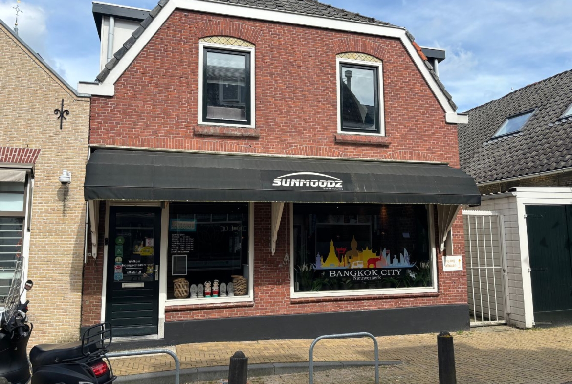 Ter overname: Bangkok City Thai Restaurant te Nieuwerkerk aan den IJssel + 4 kamer woning