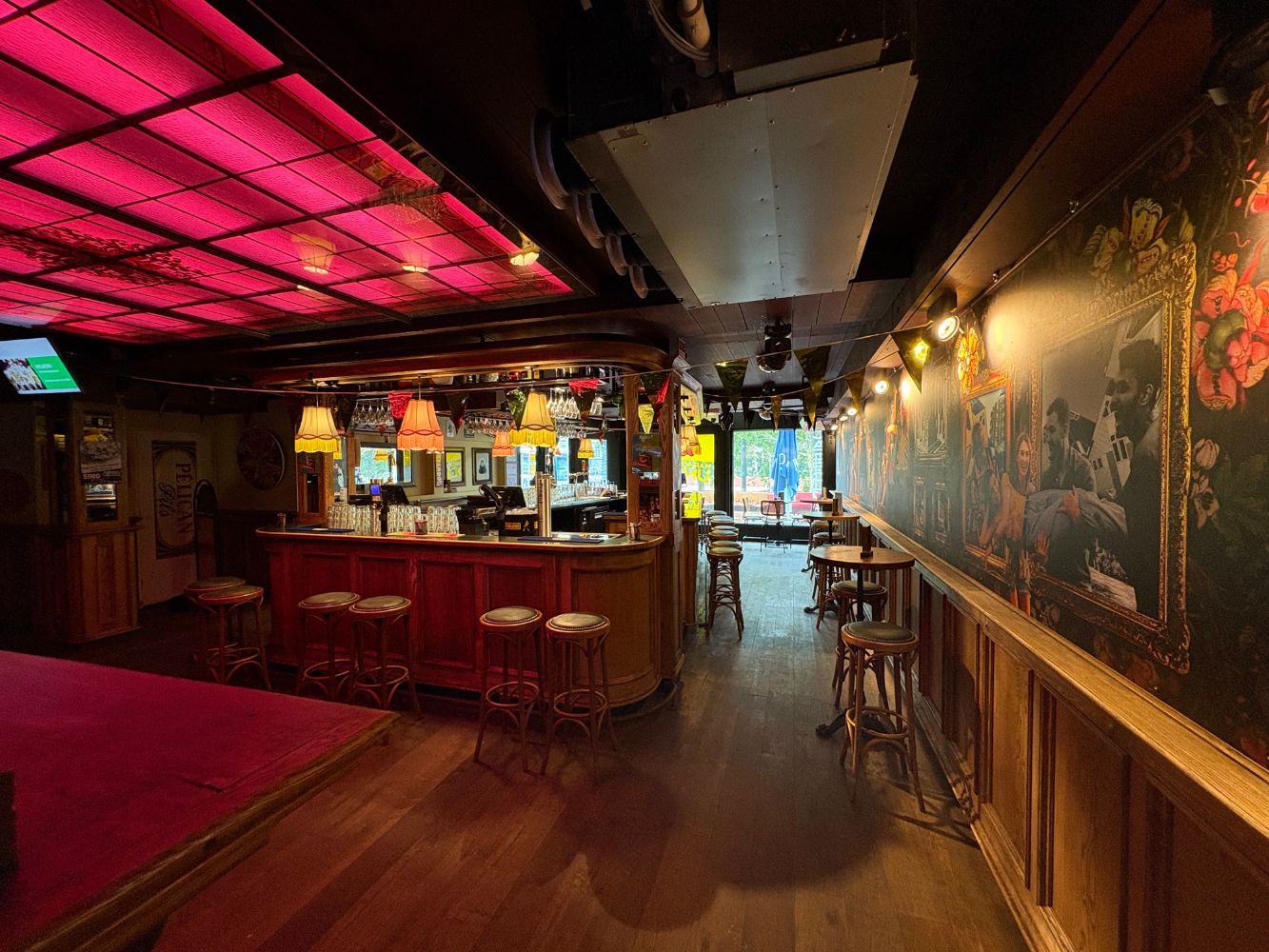 DeNacht en Karaoke Club Uniek – Mauritsweg 34 – Rotterdam – Horecamakelaardij Knook en Verbaas – 2