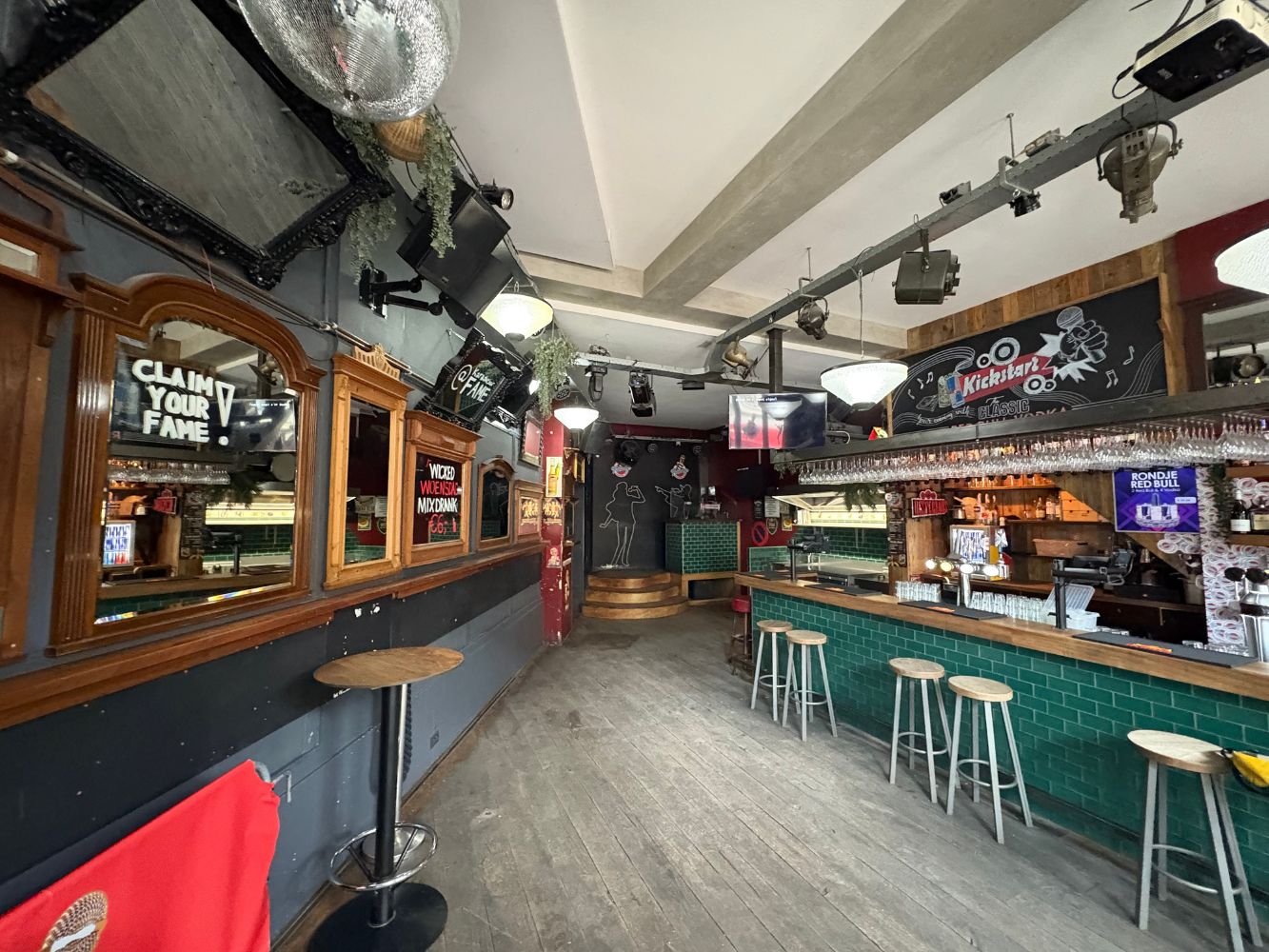 Karaoke Bar Fame – Nieuwe Binnenweg 99b – Rotterdam – Horecamakelaardij Knook en Verbaas – 9