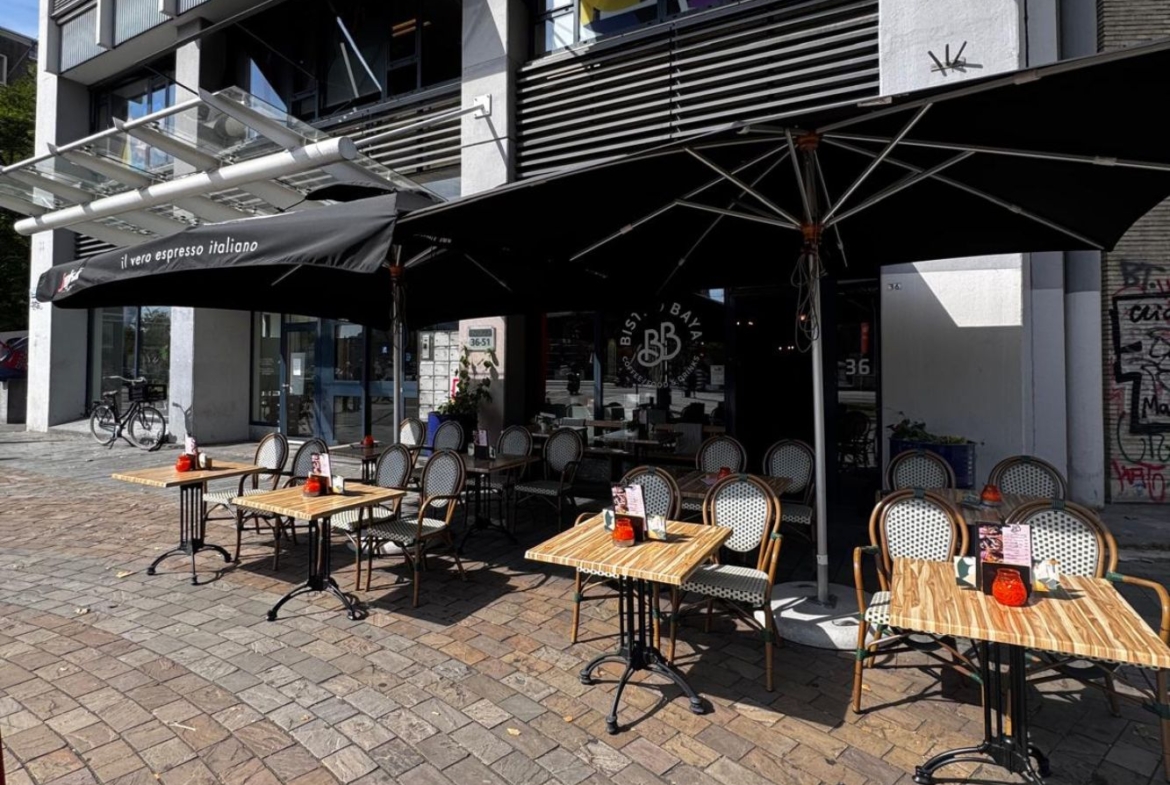 Lunchroom Bistro Baya – Schiedamsedijk 36 te Rotterdam met een zeer lage huur is nu ter overname