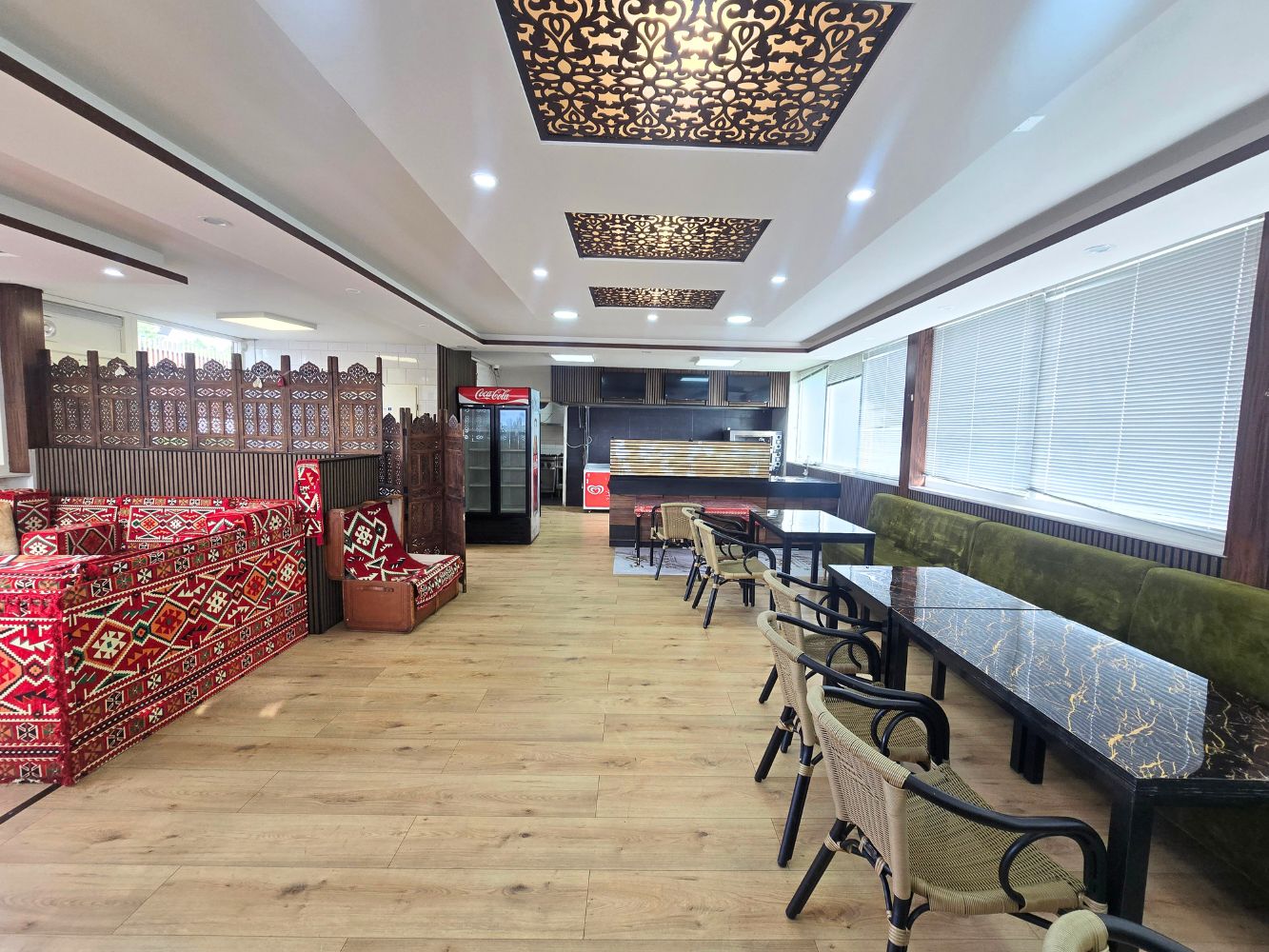 Vrijstaande Cafetaria te huur – winkelcentrum Noordhove – Zoetermeer – 4