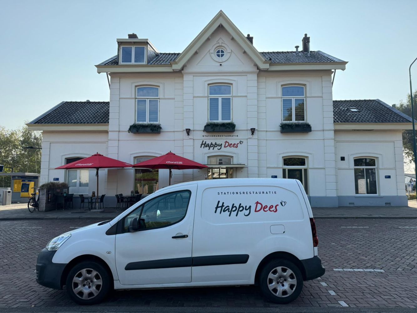 Horecaexploitatie Happy Dees - Stationslaan 1a - Zevenbergen - Horecamakelaardij Knook & Verbaas