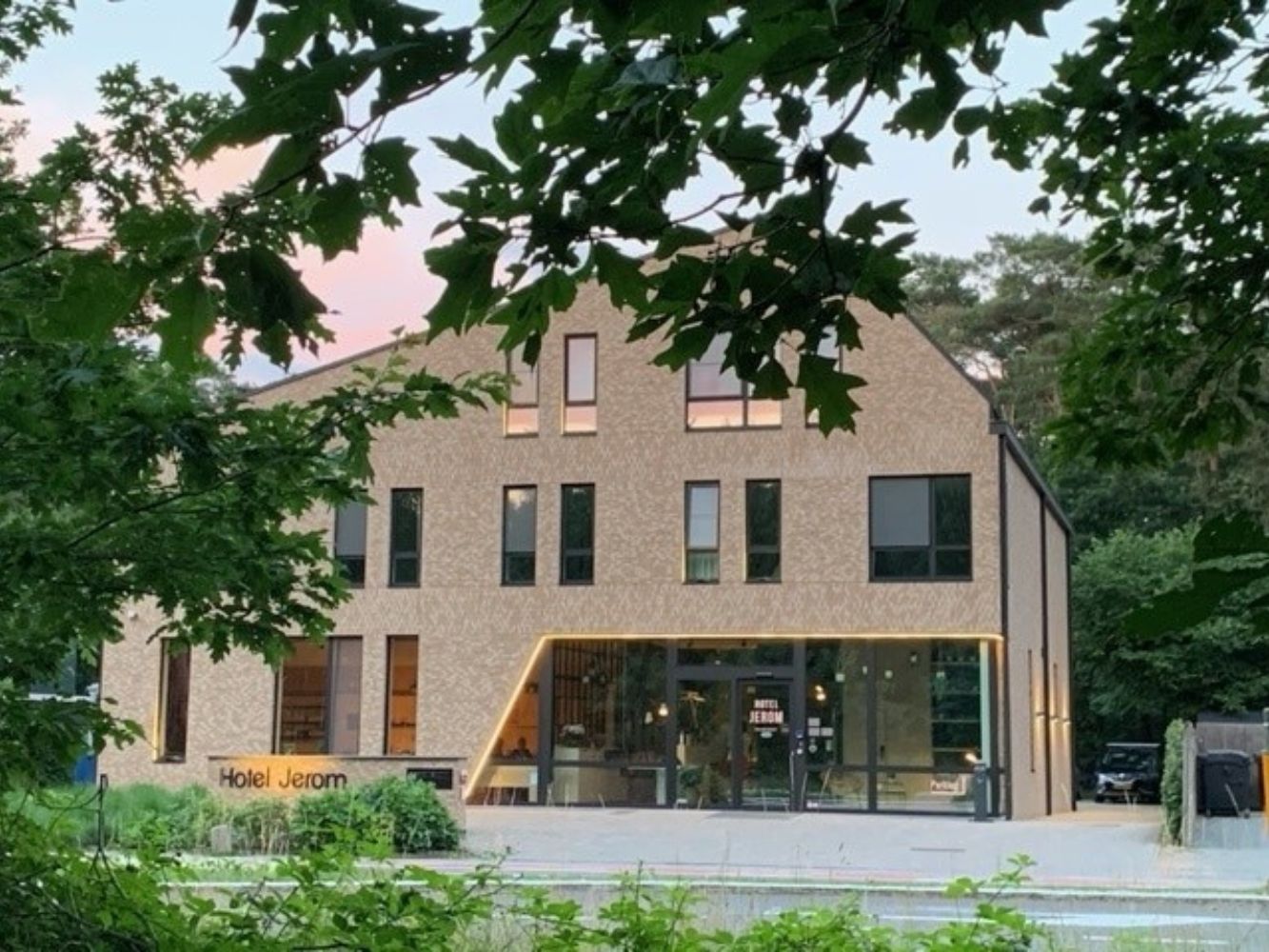 Hotel Jerom - Putsesteenweg 125 - Kalmhout - Horecamakelaardij Knook & Verbaas