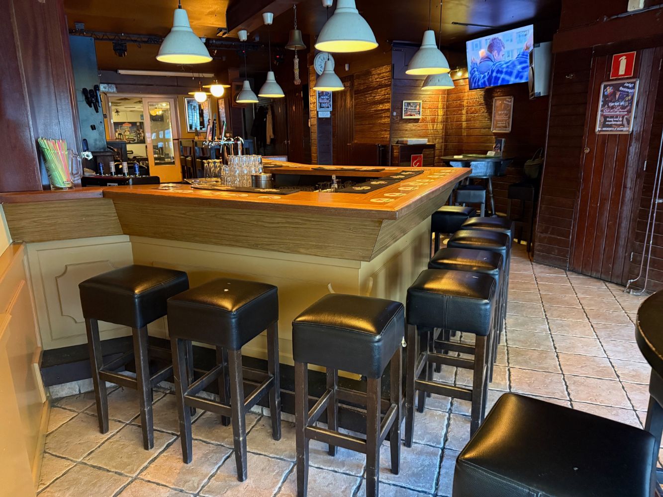 Café De Postbank – Schieweg 88a – Rotterdam – Horecamakelaardij Knook en Verbaas – 3