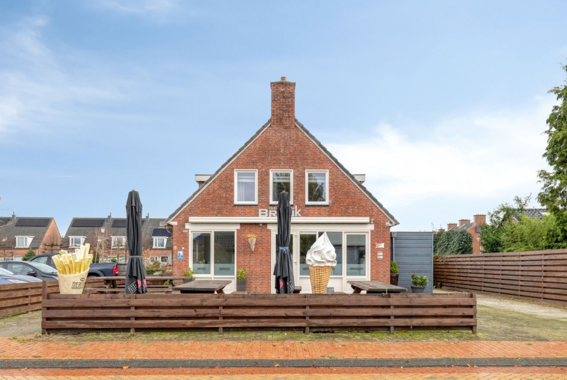 Cafetaria Gewoon Brouk – Hoofdstraat 14 te Noordbroek