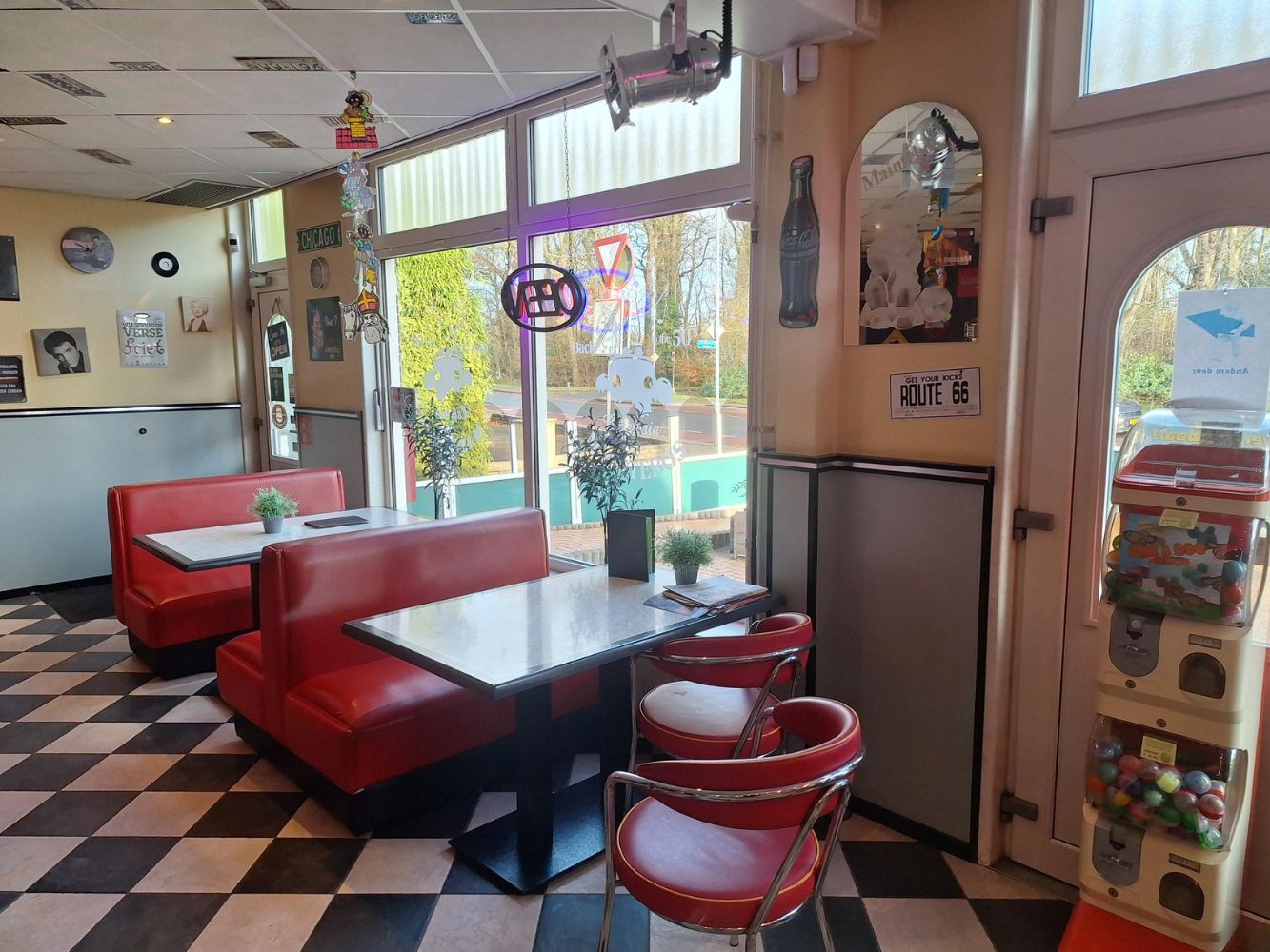Lunchroom Cafetaria Maintebos – Sint Vitusholt 135 – Winschoten – Horecamakelaardij Knook en Verbaas – 13
