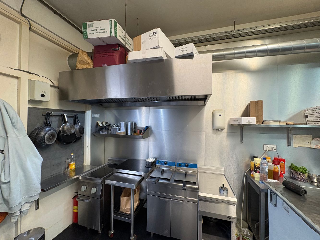 Pizza – Bergse Dorpsstraat 33a – Rotterdam – Horecamakelaardij Knook en Verbaas-9