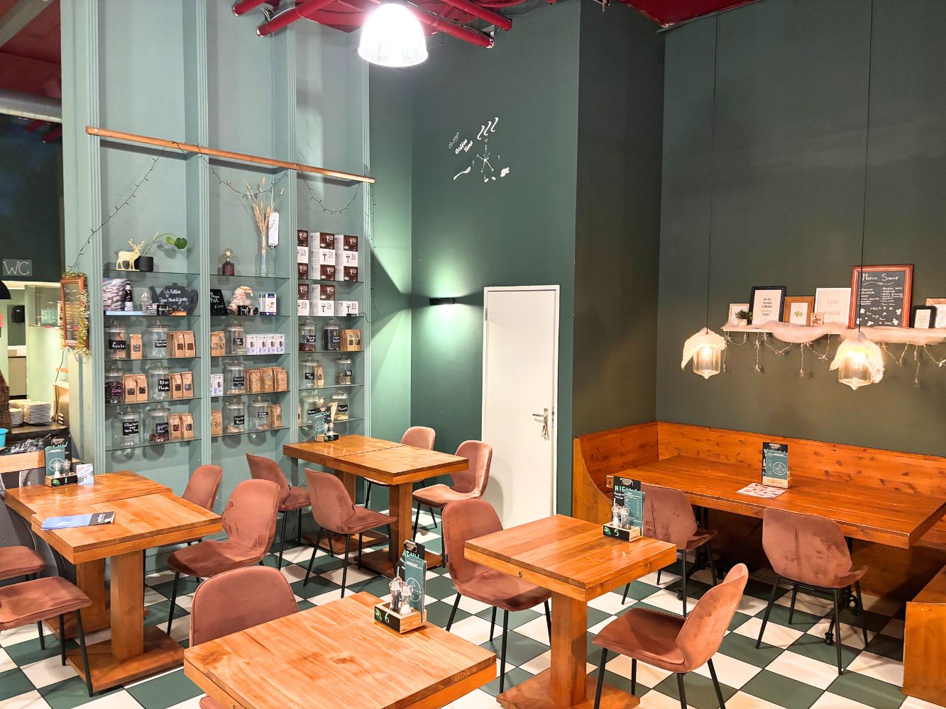 Lunchroom – Veelplein 18 – Vlaardingen – Horecamakelaardij Knook en Verbaas – 5