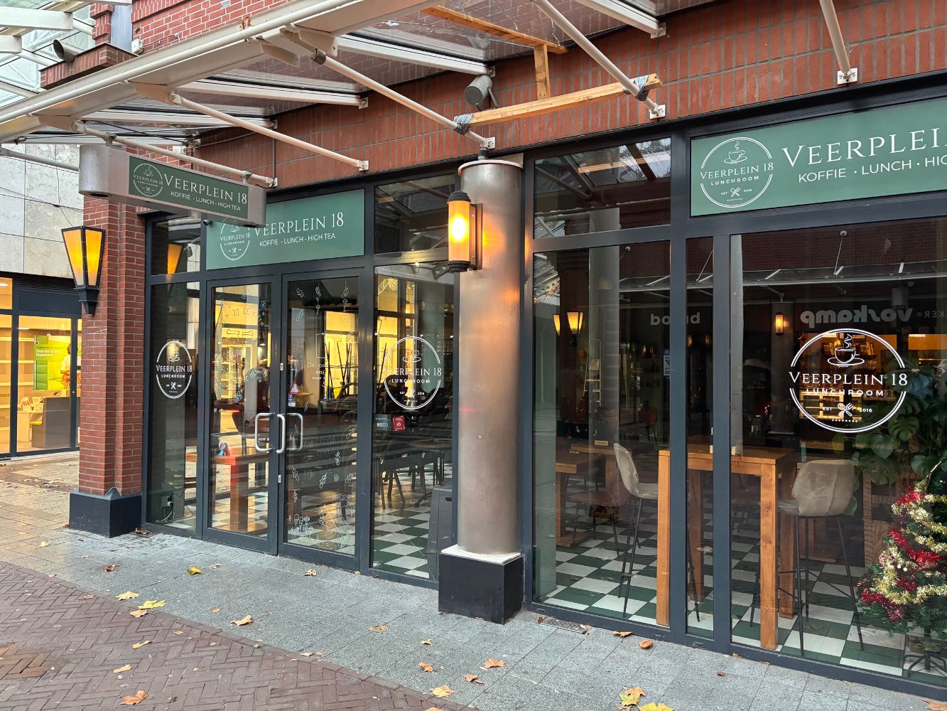 Lunchroom - Veelplein 18 - Vlaardingen - Horecamakelaardij Knook & Verbaas