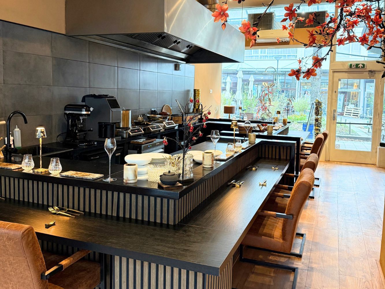 Vergunningsvrije locatie – Pannekoekstraat 81a – Rotterdam – Horecamakelaardij Knook en Verbaas – 1