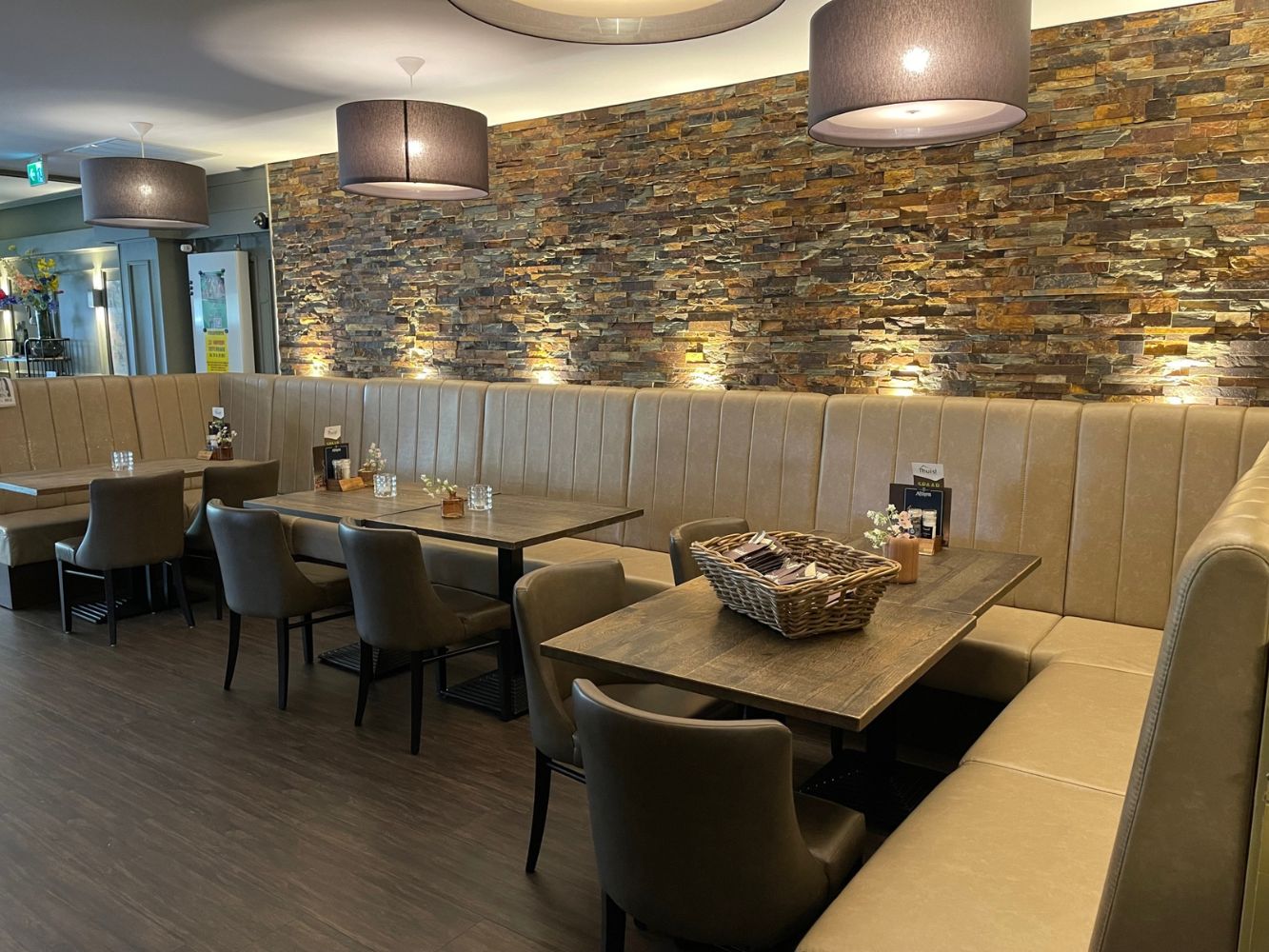 Hotel – Restaurant Thuis – Westvoorstraat 6 – Dinteloord – Horecamakelaardij Knook en Verbaas – 9