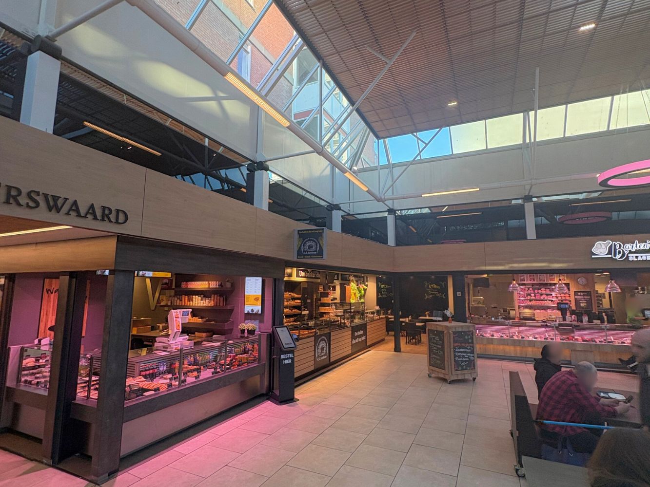 Lunchroom Bakkerij Aardoom Keizerswaard 14 Rotterdam Horecamakelaardij Knook en Verbaas web1