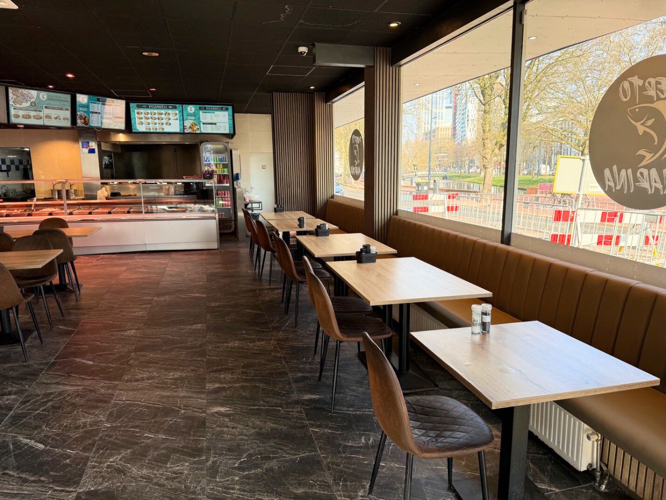 Visrestaurant Puerto Marina – Nieuwe Binnenweg 1 – Rotterdam – Horecamakelaardij Knook en Verbaas – 0