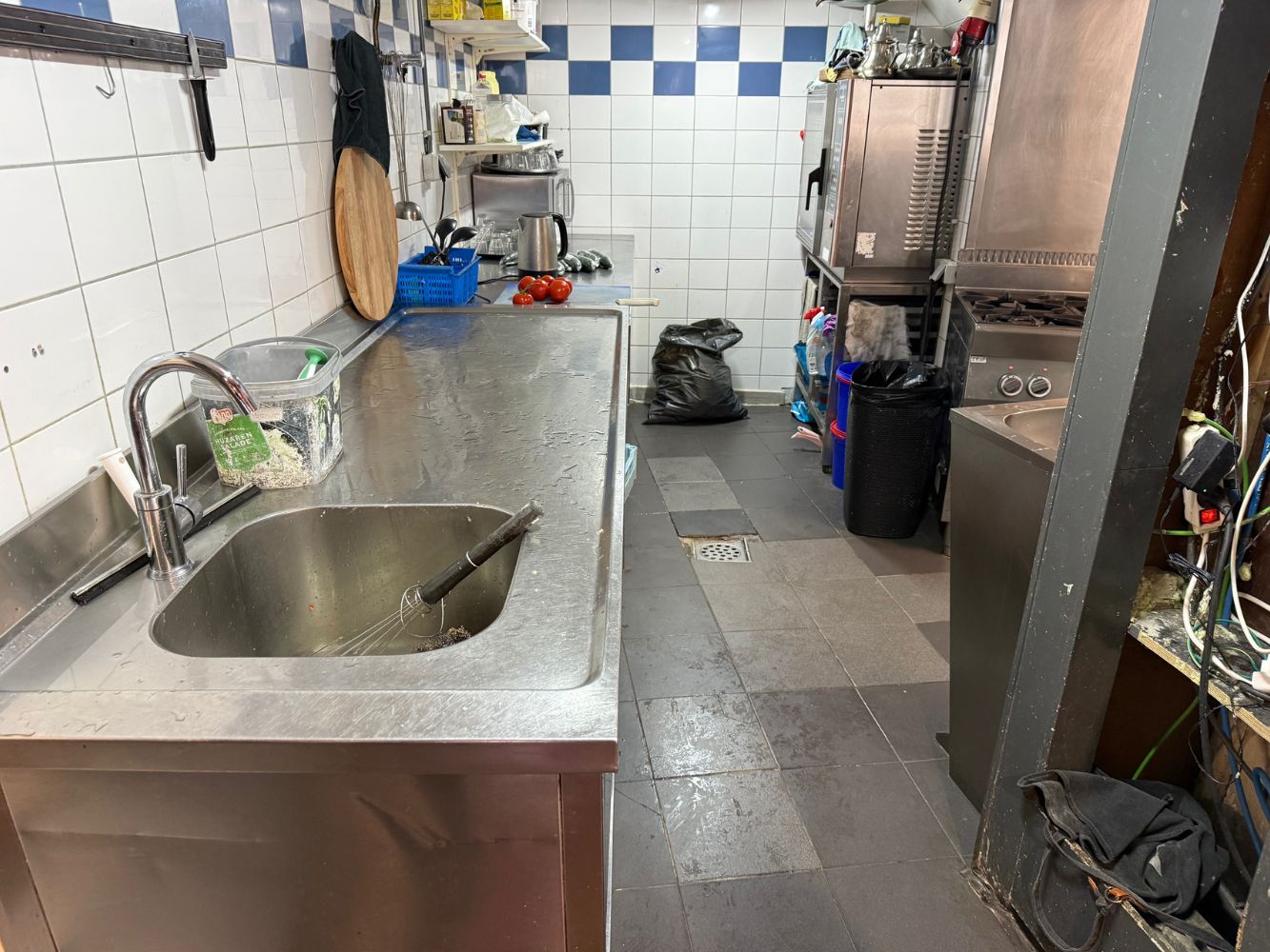 Visrestaurant Puerto Marina – Nieuwe Binnenweg 1 – Rotterdam – Horecamakelaardij Knook en Verbaas – 6