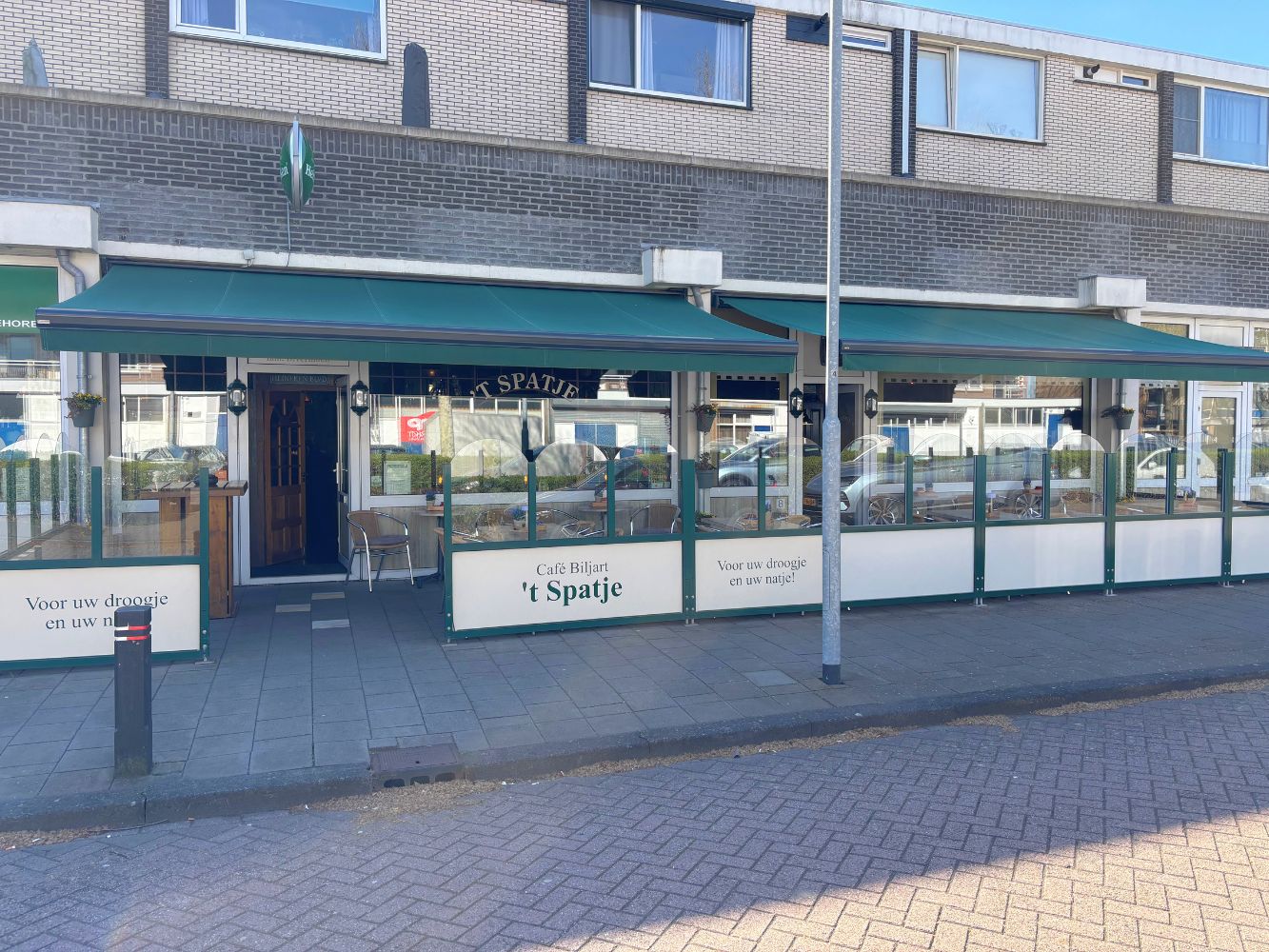 Café Biljart Partycentrum - 't Spatje - Willem Ruysplein 6 - Zwijndrecht - Horecamakelaardij Knook & Verbaas