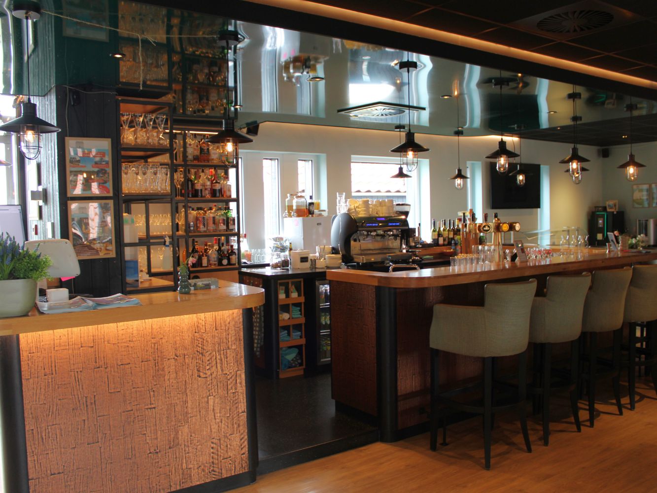 4 sterren hotel-restaurant – Termunterzijl – Horecamakelaardij Knook en Verbaas – 16