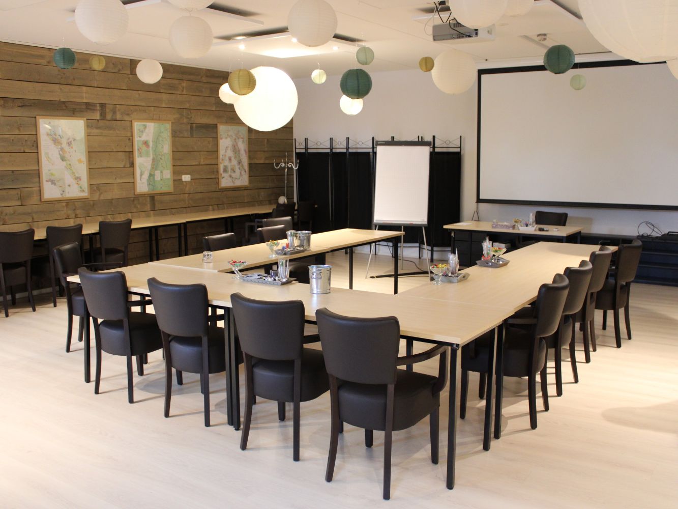 4 sterren hotel-restaurant – Termunterzijl – Horecamakelaardij Knook en Verbaas – 4