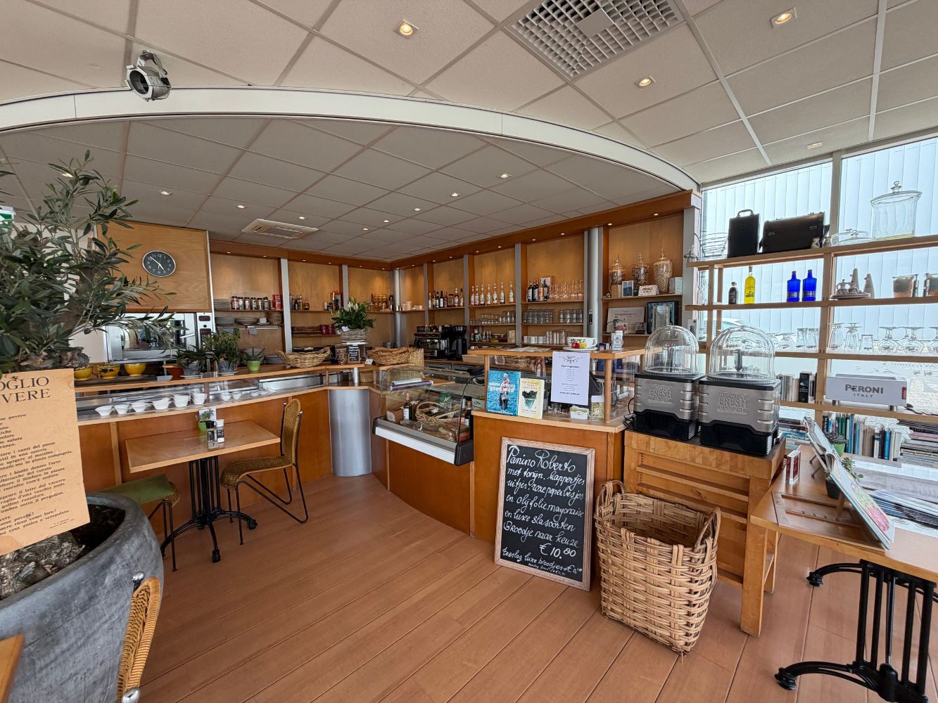 Lunchroom Del Italia – Oud-Beijerland – Horecamakelaardij Knook en Verbaas – 8