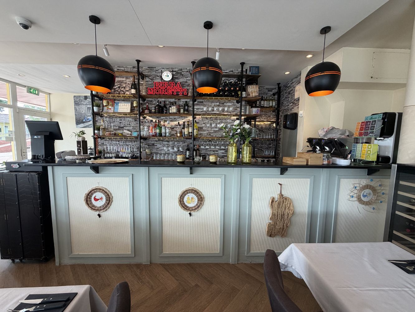 H20260076 – AANGEGBODEN TER OVERNAME Italiaans Restaurant – Swaenswijkplaats 29 – Alphen aan den Rijn – 17