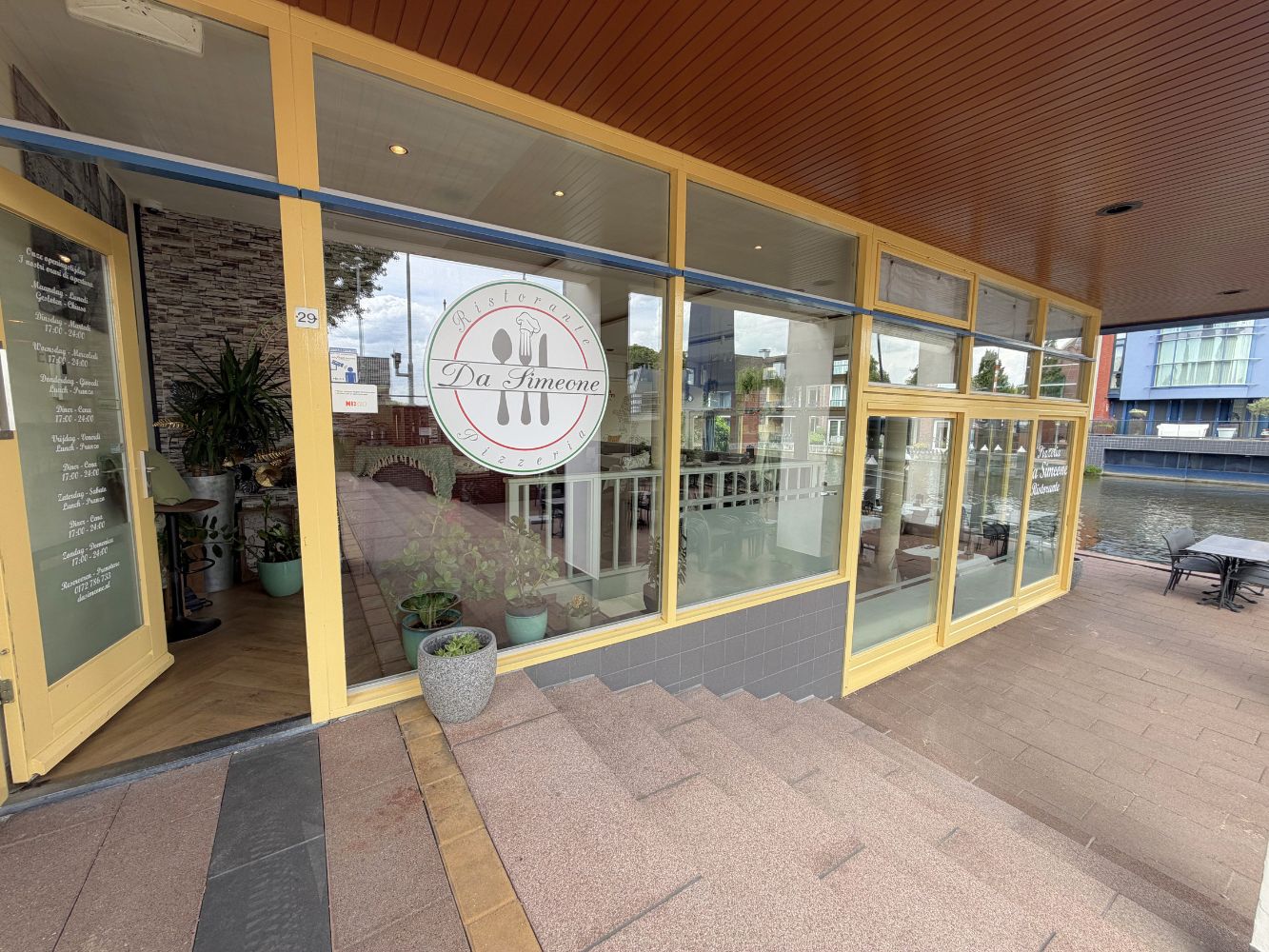 H20260076 - AANGEGBODEN TER OVERNAME Italiaans Restaurant - Swaenswijkplaats 29 - Alphen aan den Rijn - web