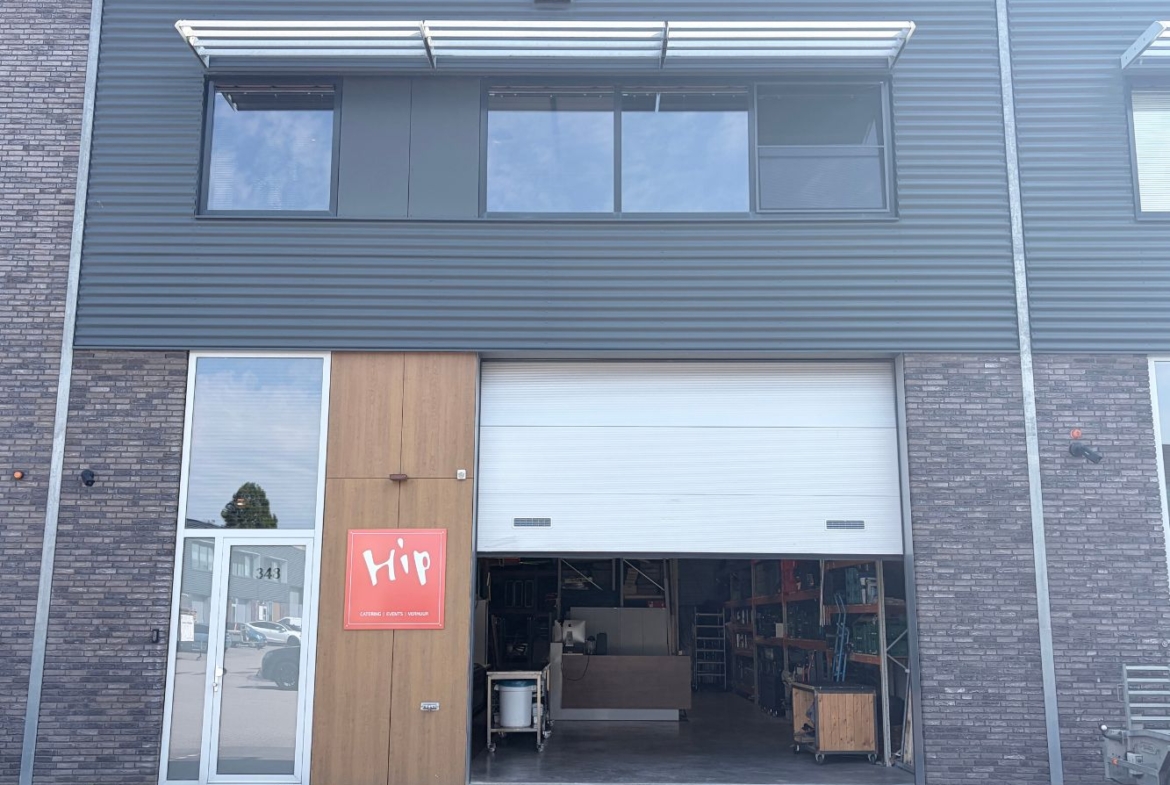 Te Koop: Compleet Ingericht Cateringbedrijf HIP van ongeveer 400 m², direct Instapklaar