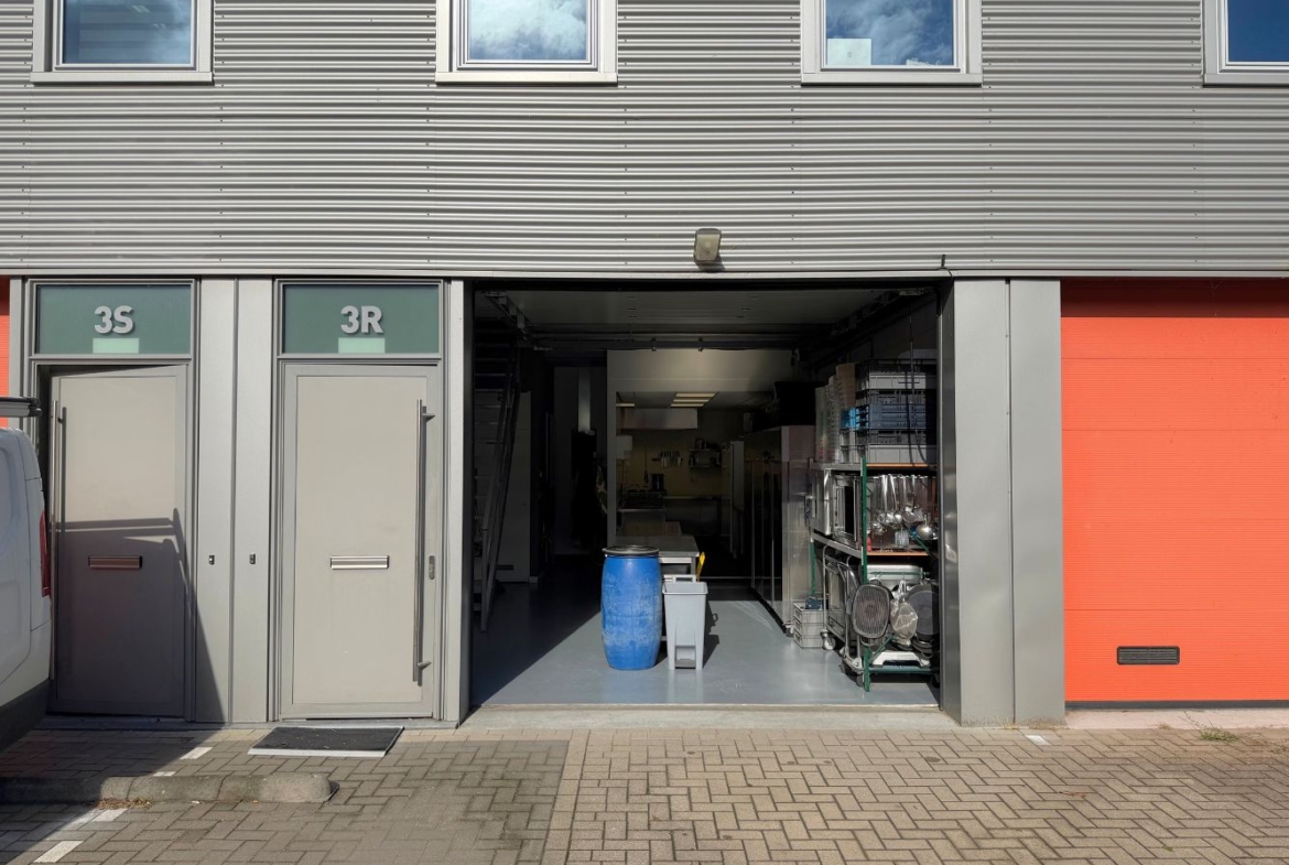 Ter overname aangeboden: een compleet ingericht en direct inzetbaar cateringbedrijf – Edisonstraat 3r te Oud-Beijerland